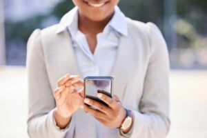 mensagem de ausência whatsapp business
