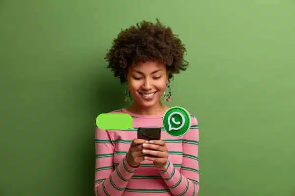 mensagem de saudação no whatsapp business